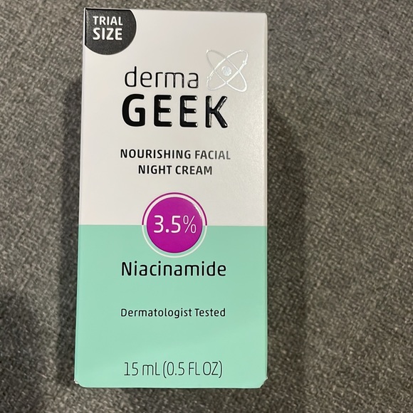 Derma Geek 3.5% Niacinamide and 0.3% Retinoid Bundle New - Picture 2 of 9